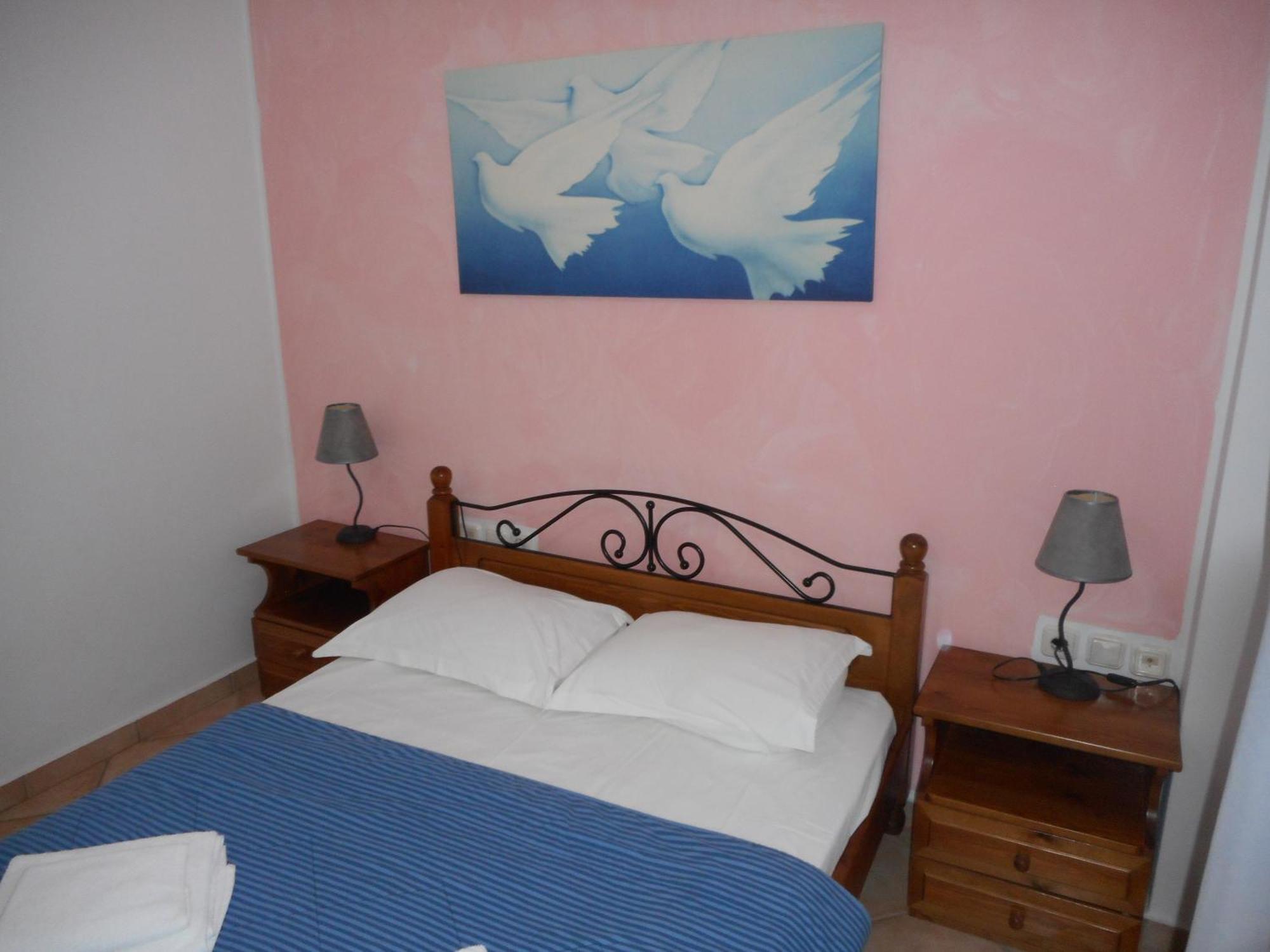 Agia Pelagia  Pantonia Apartments מראה חיצוני תמונה