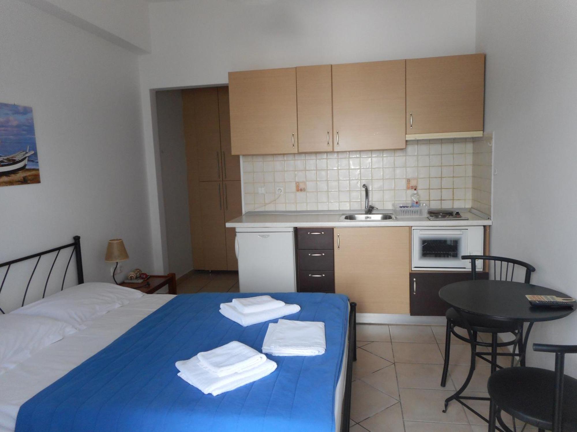 Agia Pelagia  Pantonia Apartments מראה חיצוני תמונה