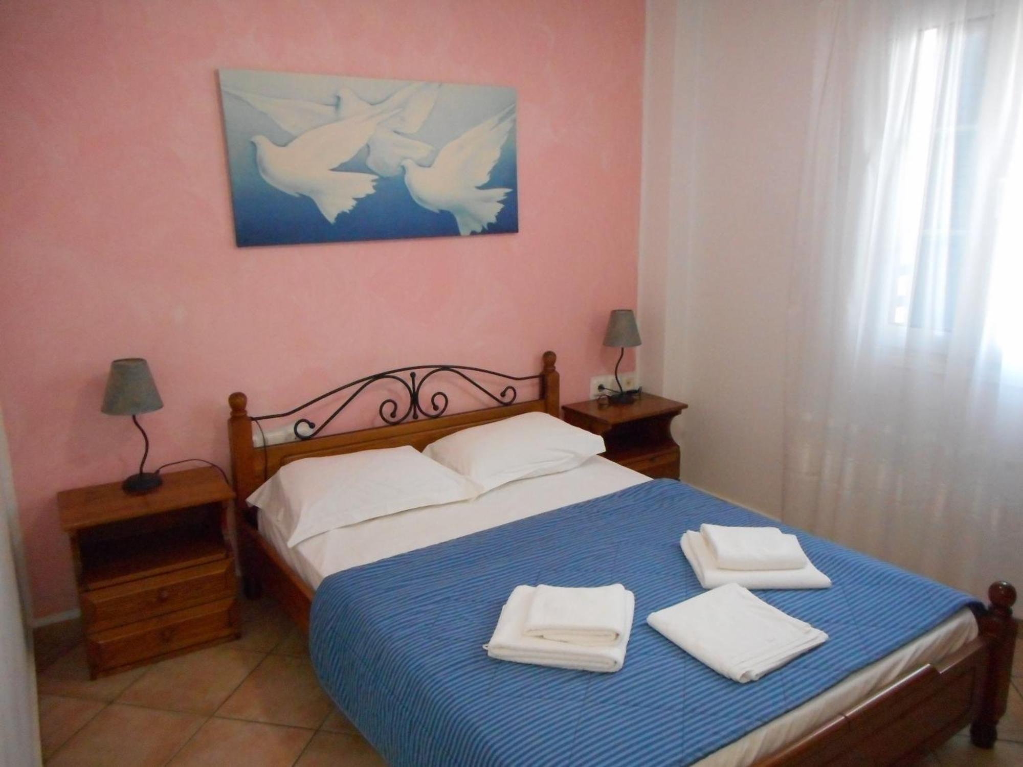 Agia Pelagia  Pantonia Apartments מראה חיצוני תמונה