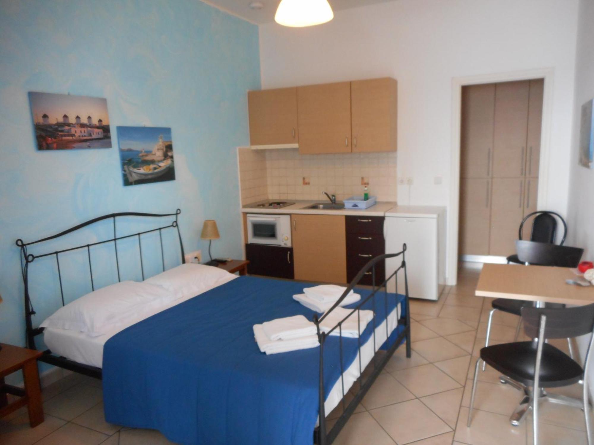 Agia Pelagia  Pantonia Apartments מראה חיצוני תמונה