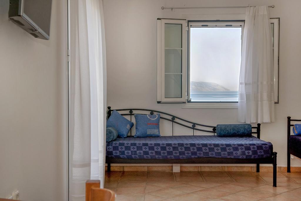 Agia Pelagia  Pantonia Apartments מראה חיצוני תמונה