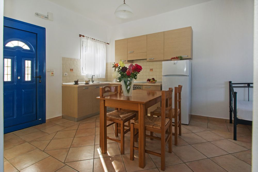 Agia Pelagia  Pantonia Apartments מראה חיצוני תמונה