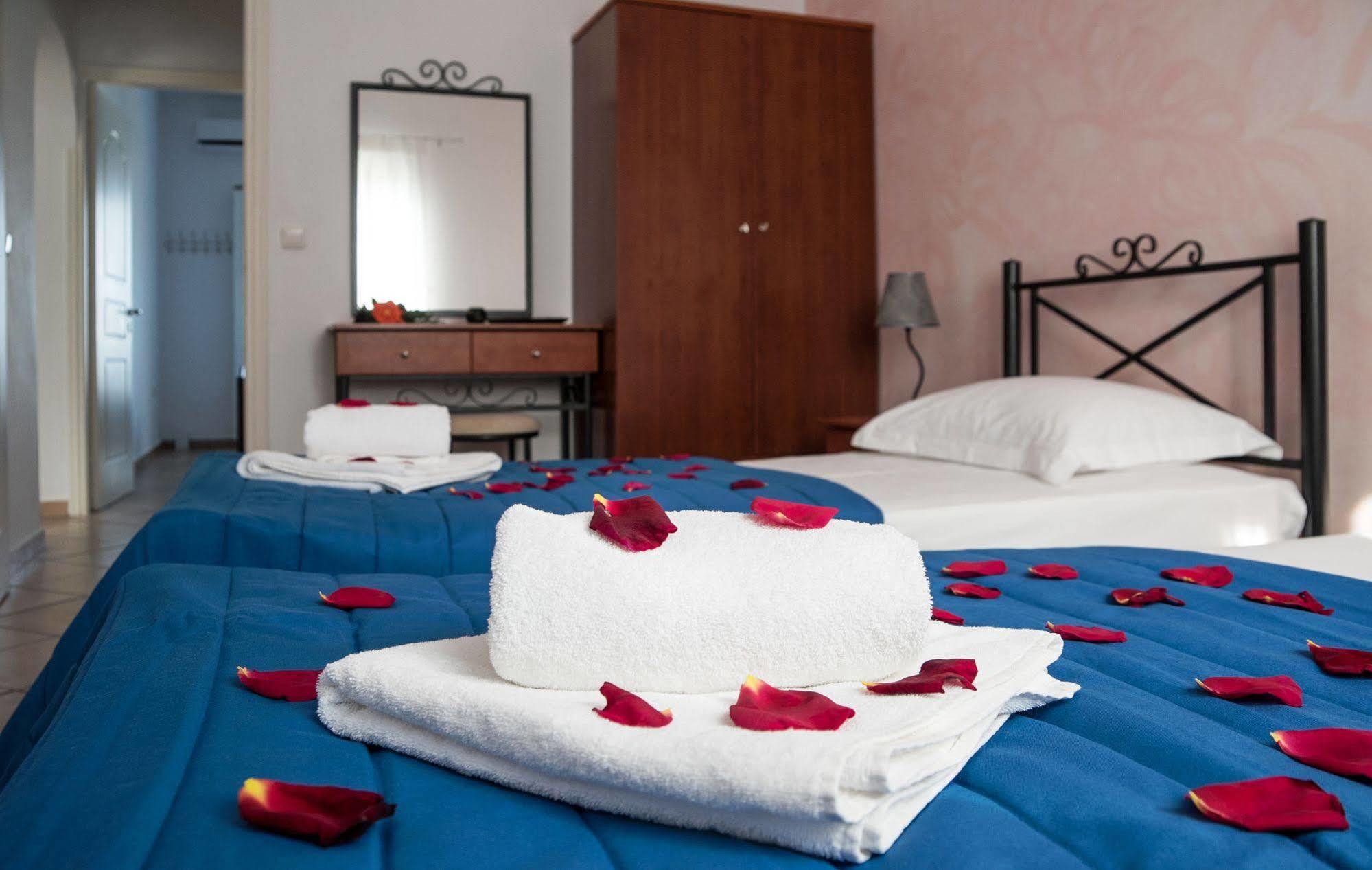 Agia Pelagia  Pantonia Apartments מראה חיצוני תמונה