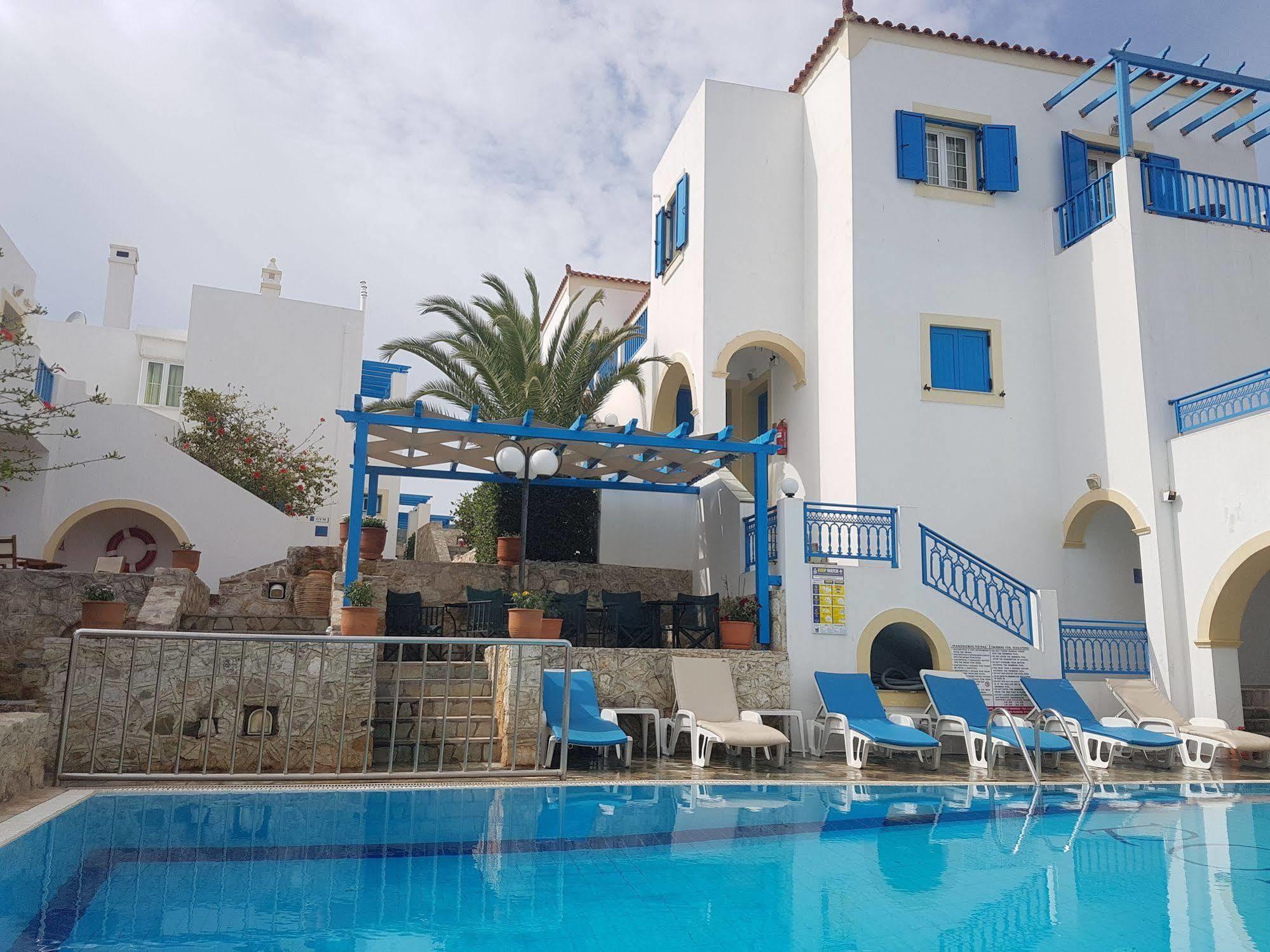 Agia Pelagia  Pantonia Apartments מראה חיצוני תמונה